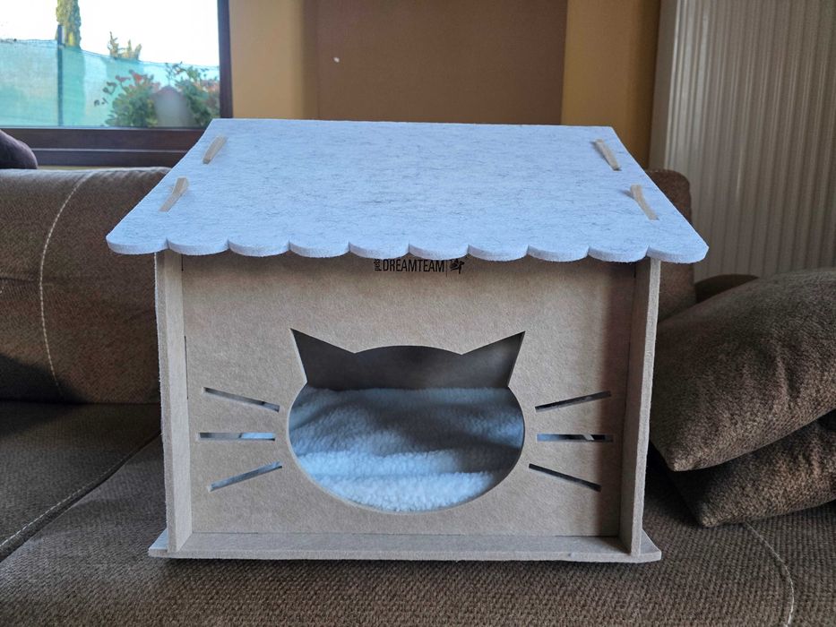 Котешка къщичка от филц