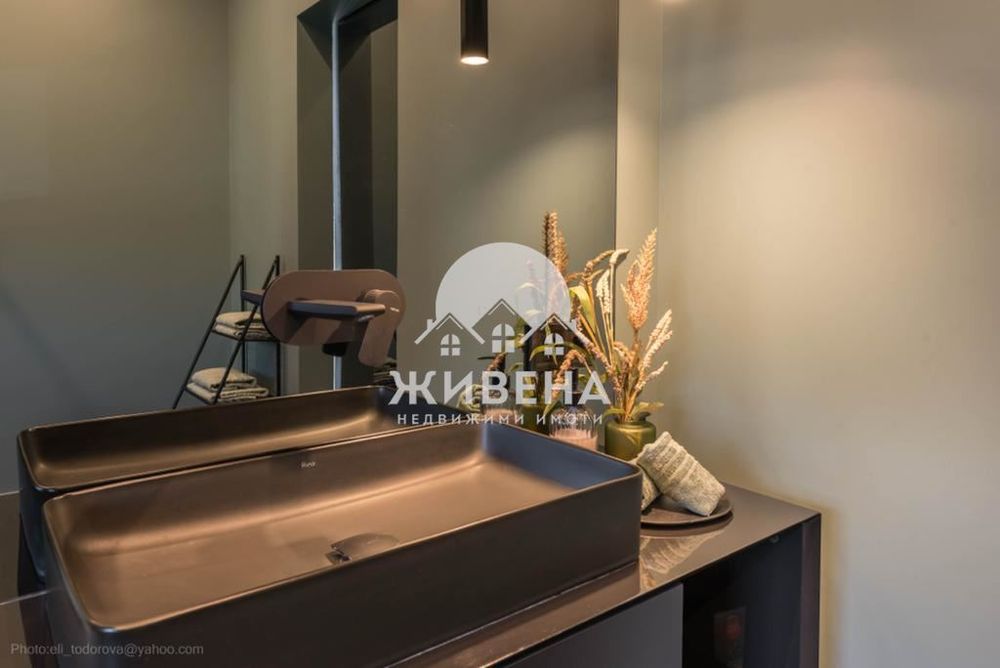 Луксозна къща под наем, м-т Манастирски рид, площ 200 кв.м