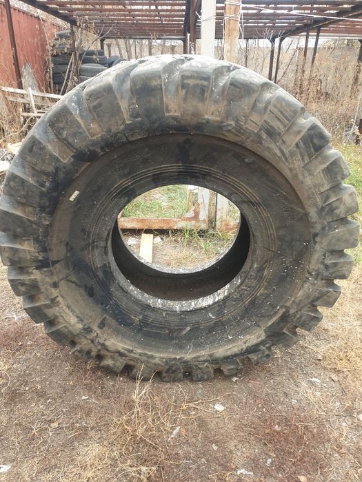 Продам шины 23.5-25