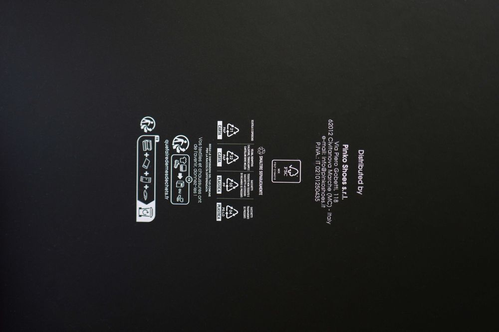 обувки PINKO - нови, номер 38