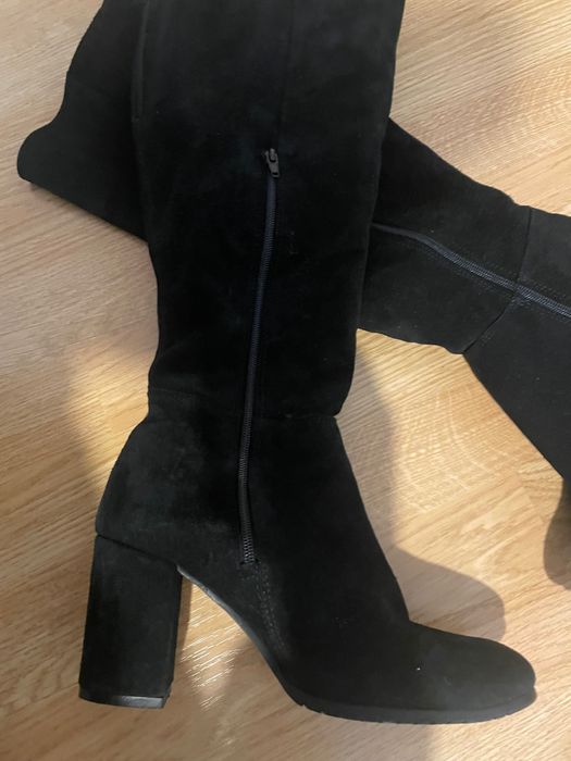 Зимни, топли, елегантни ботуши