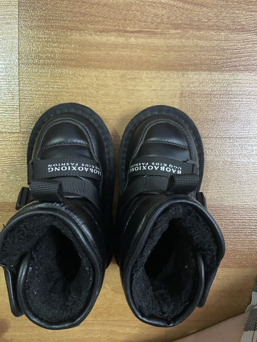 Продам детские угги