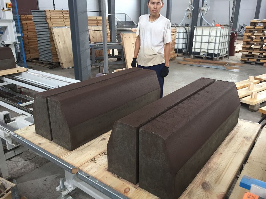 Поребрик бордюр БР