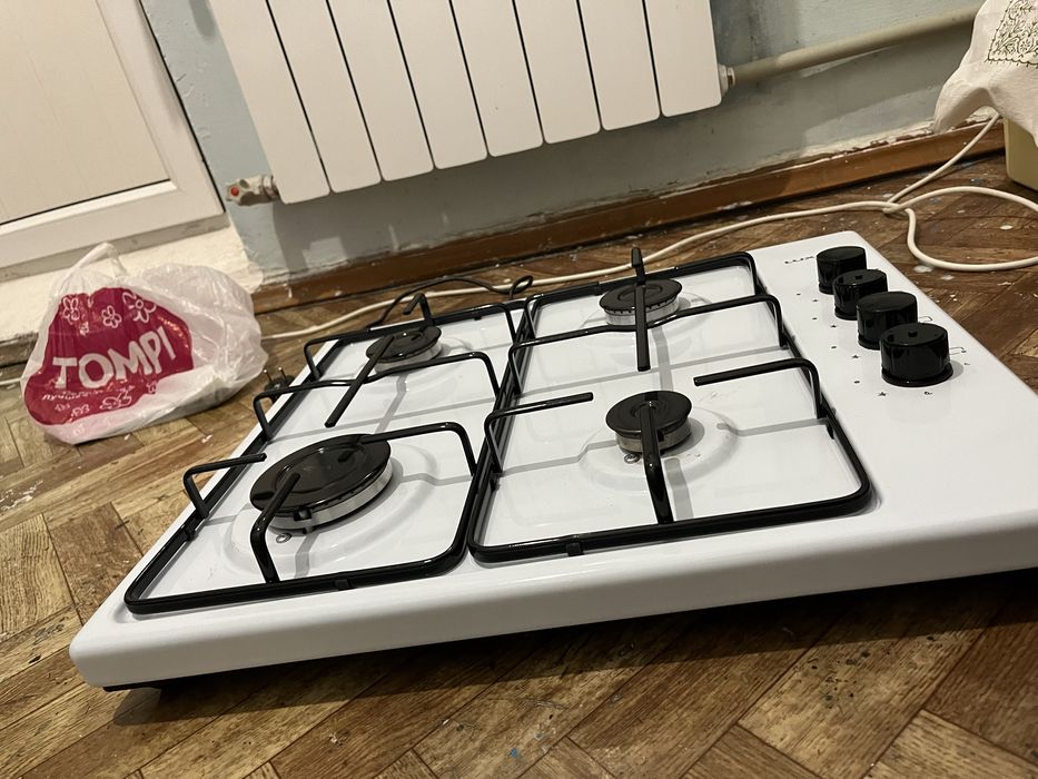 Газ плита в хорошем сост