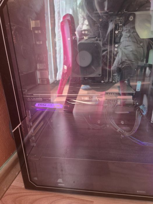 Ryzen 5 3600x , 16 GB Ram