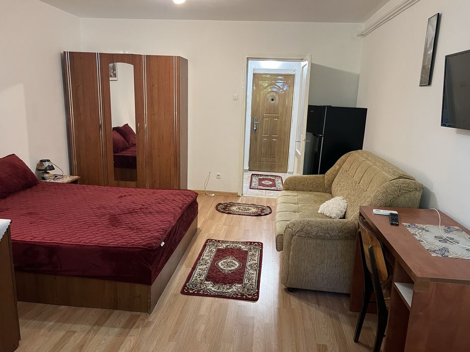 Închiriez  garsonieră  IAȘI -Tătărași Sud