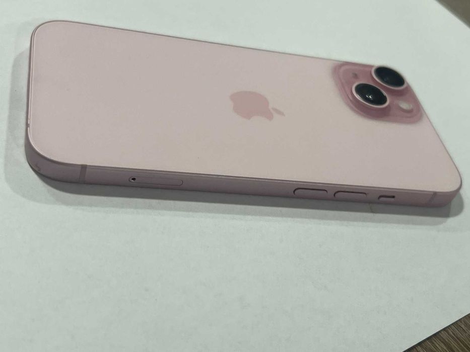 iPhone 15 Pink 128GB 100% Batery