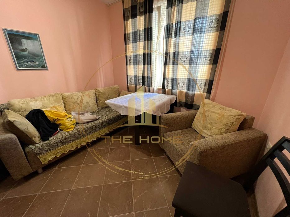 Дава се под наем Двустаен апартамент в Варна, Възраждане 1 - 60 кв.м за 320 € - Снимка #1