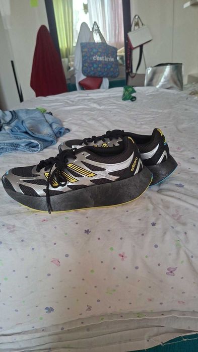 Чисто нови мъжки маратонки ADIDAS ADIZERO