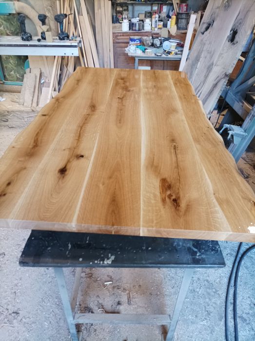 Плот за маса от масив дъб