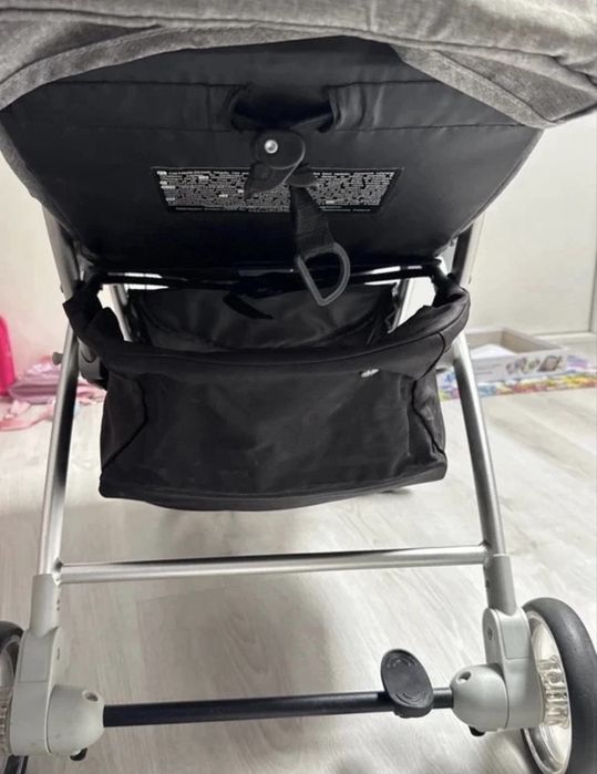 Carucior sport pliabil cu o singura mana Colibro CLIP, Onyx