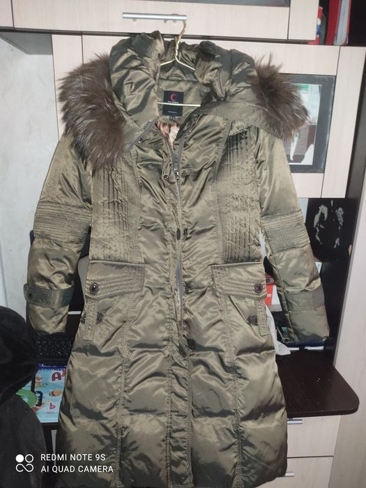 Продам куртку ,M размера .новая