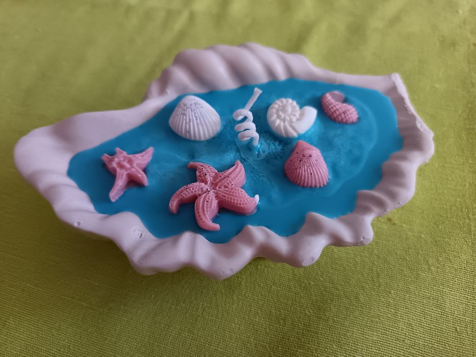 Ароматни свещи и декорация