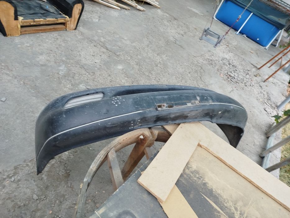 Продам все бампер, левое и правое крыло переднее