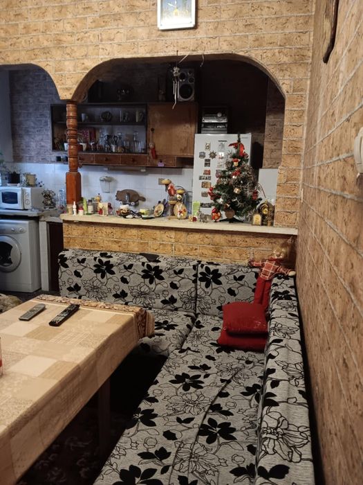 Продава се Тристаен апартамент в Левски - 86 кв.м за 475 €/кв.м - Снимка #2