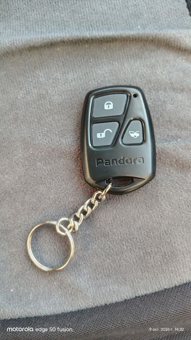 Брелок сигнализации pandora r-389