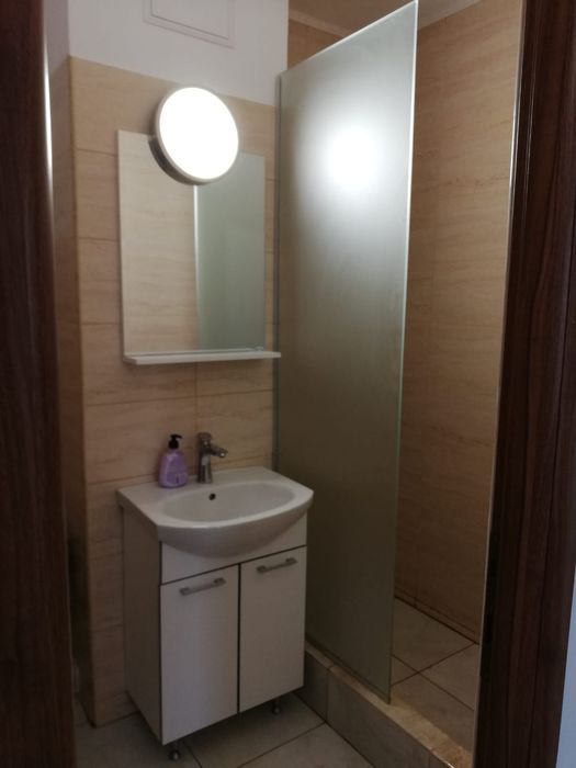 Închiriez apartament 2 camere