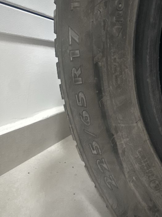Автошины комплект , зима (nokian)