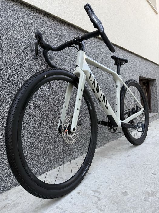Canyon Grizl CF 7 карбонов гравел Shimano GRX 1x12 DT Swiss 28”