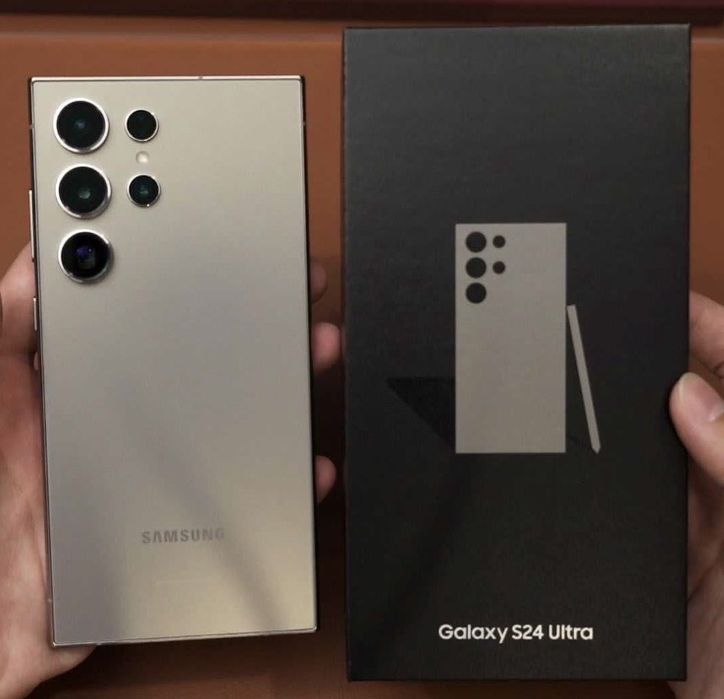 Samsung Galaxy S24 Ultra с 256GB с подарък