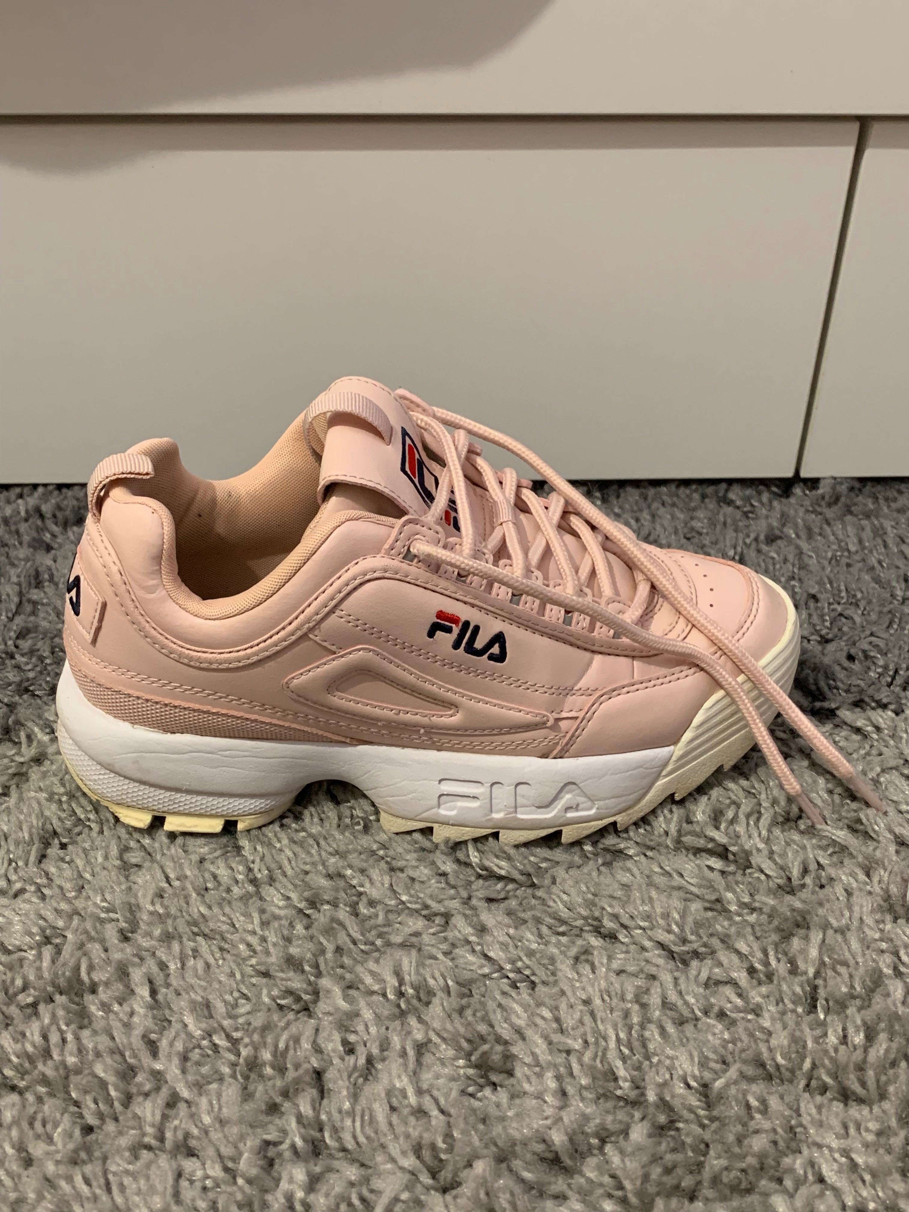 Adidasi fila hot sale