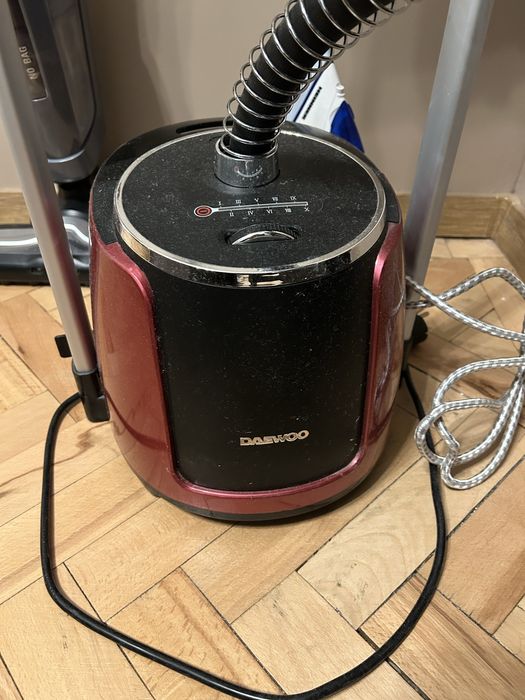 Aparat de calcat veritical Daewoo DGS2000