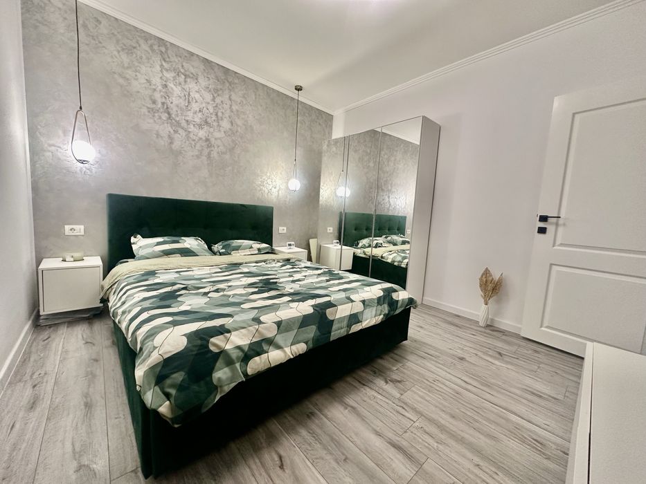 Apartament două camere de vânzare, zona Gară/Far