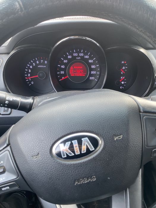 Kia Rio 1.6 AT 2014