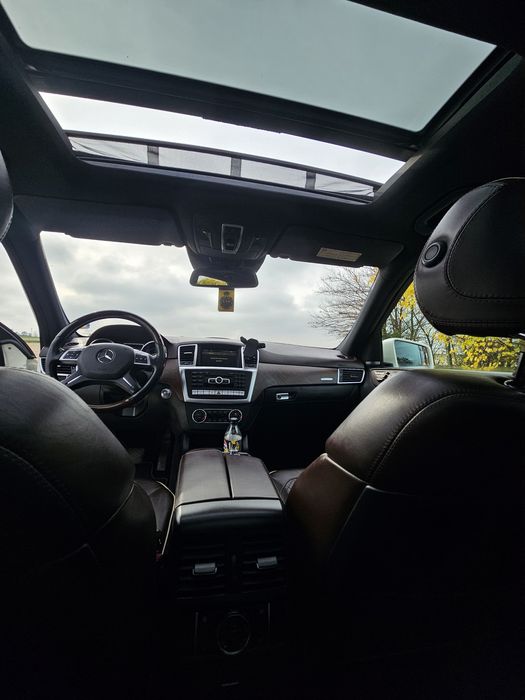 Mercedes ml 350 AMG exterior, ediția 1 interior air matic  euro 6