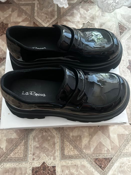 Продам новые лоферы.