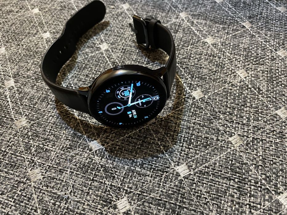 Часы Samsung active 2