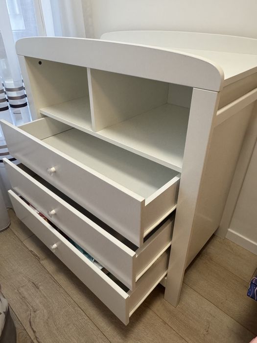 Скрин за детска/бебешла стая