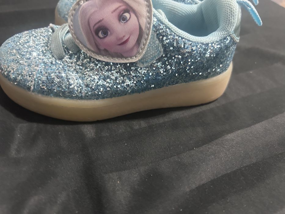 Tenisi Frozen cu led