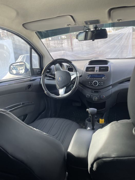 Спарк срочно сотилади