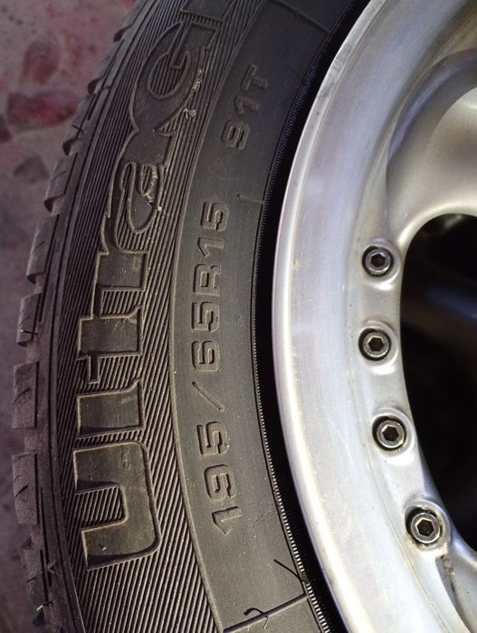 VW Джанти със зимни гуми RIAL 195/65/15 7,5J ET38 5x112 цо 66,6 -