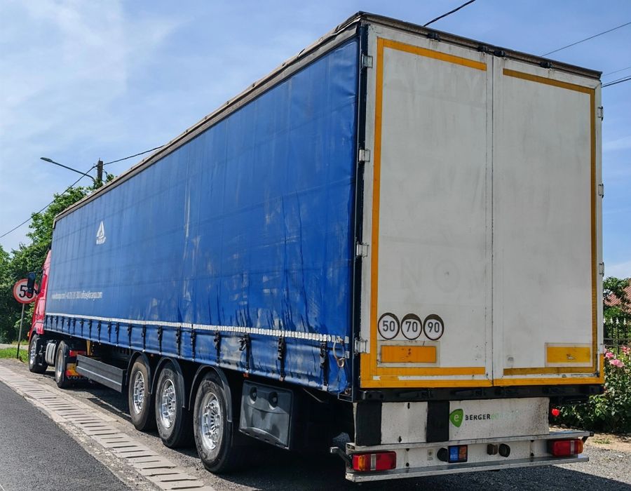 Volvo  FH 440 și semiremorca Berger de vânzare