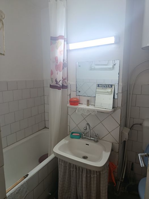 Vând apartament două camere etajul 3 zona V-uri pe Șincai — fotografia 3