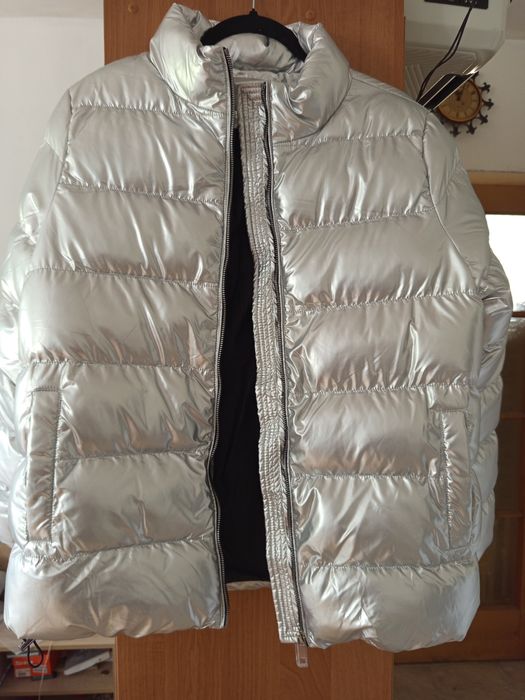 Две зимни якета еднакво 40 и 42 размер