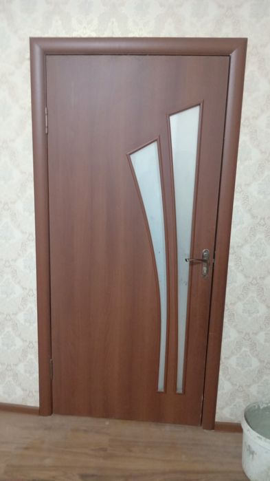 Есіктер барлық сайманы жайында