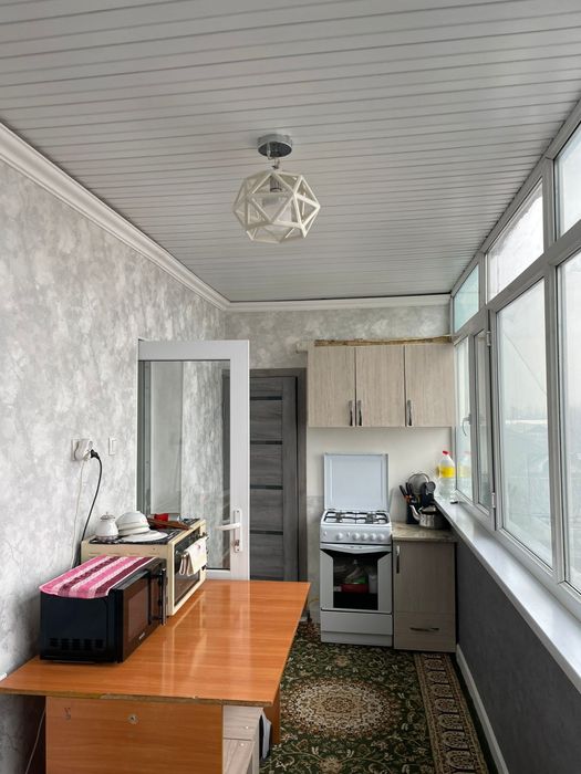 Продам кв 4/4 этаж с ремонтом