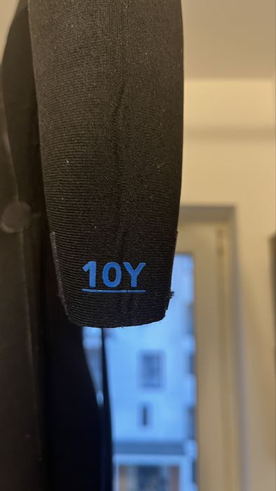 Costum neopren 10 ani