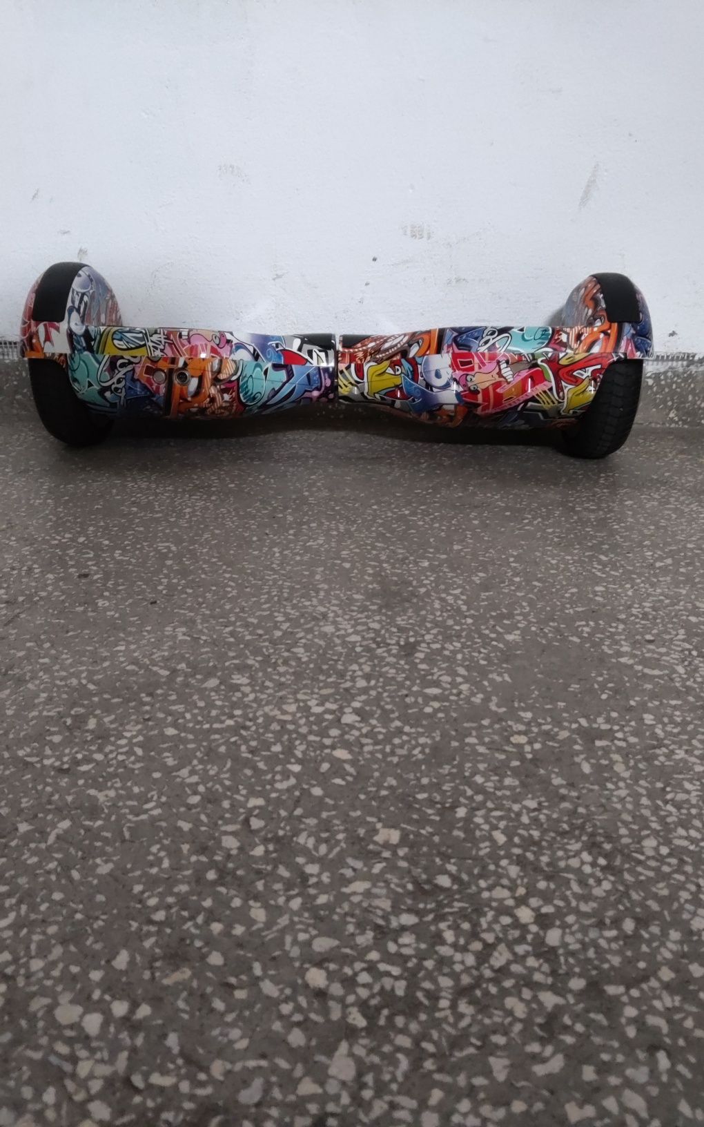 Hoverboard MYRIA Sky Rider MY7037YG 6.5 inch graffiti Bacau OLX.ro