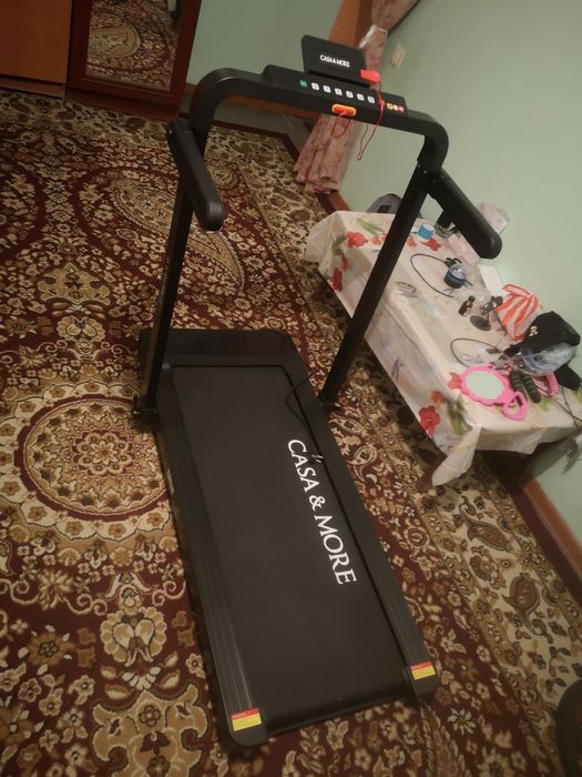 Срочно продам беговую дорожку