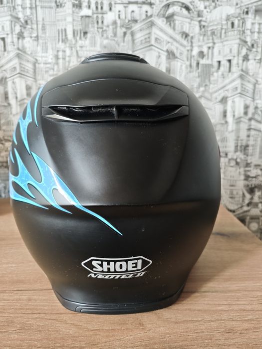 Shoei Neotec 2 размер М.
Каската е в отлично състояние.
Цена 300 Евро
Цена със Sena Srl 2 450 евро. 
Само Sena 150 евро