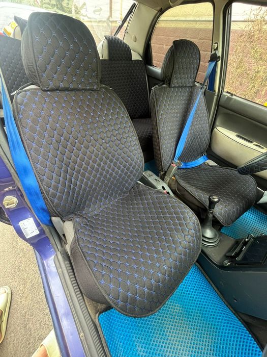 Продам мазду 121