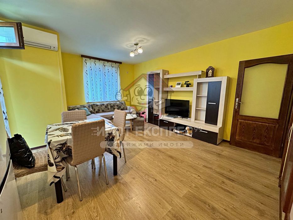 Продава се Двустаен апартамент в Асеновград - 70 кв.м за 780 €/кв.м - Снимка #8