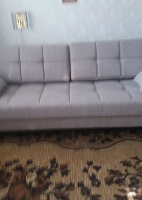 Продам диван прямой