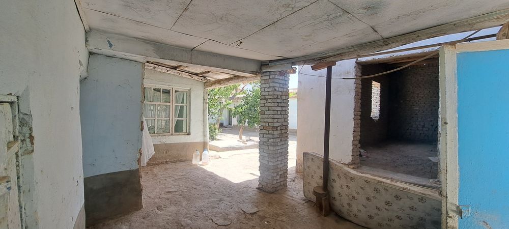 Ховли уй сотилади !