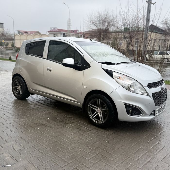 Spark 2013 yil holati ideal hech qanday xarajati yuq