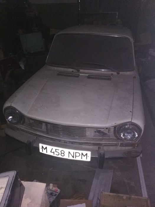 Продам машину Simca 1301